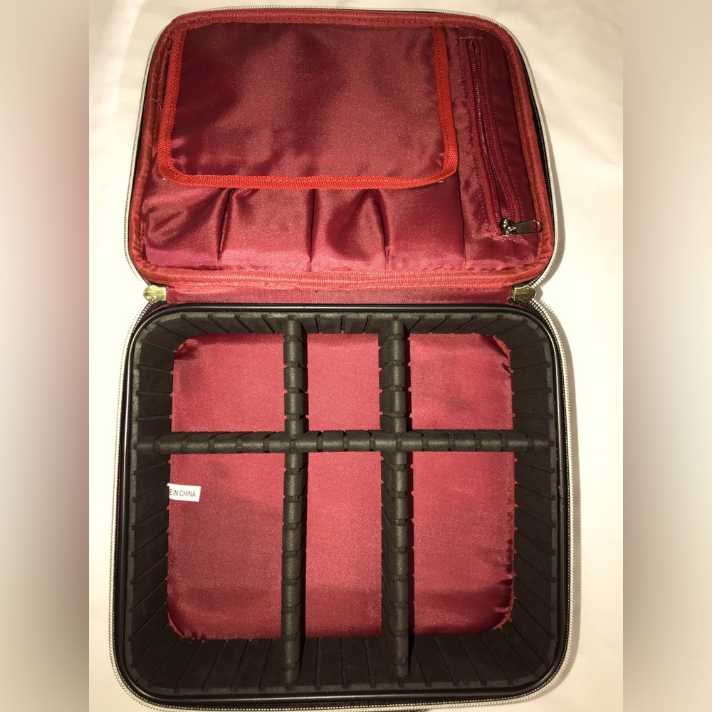 Wodkeis Brown Checkered Makeup Bag~Adjustable Compartments